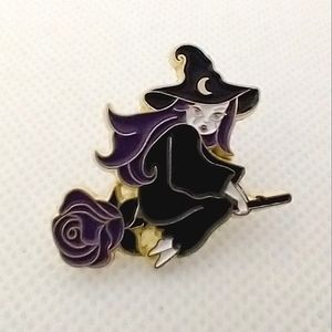 🧁 3/$30 Witch on a Purple Rose Broom Enamel Pin NEW
